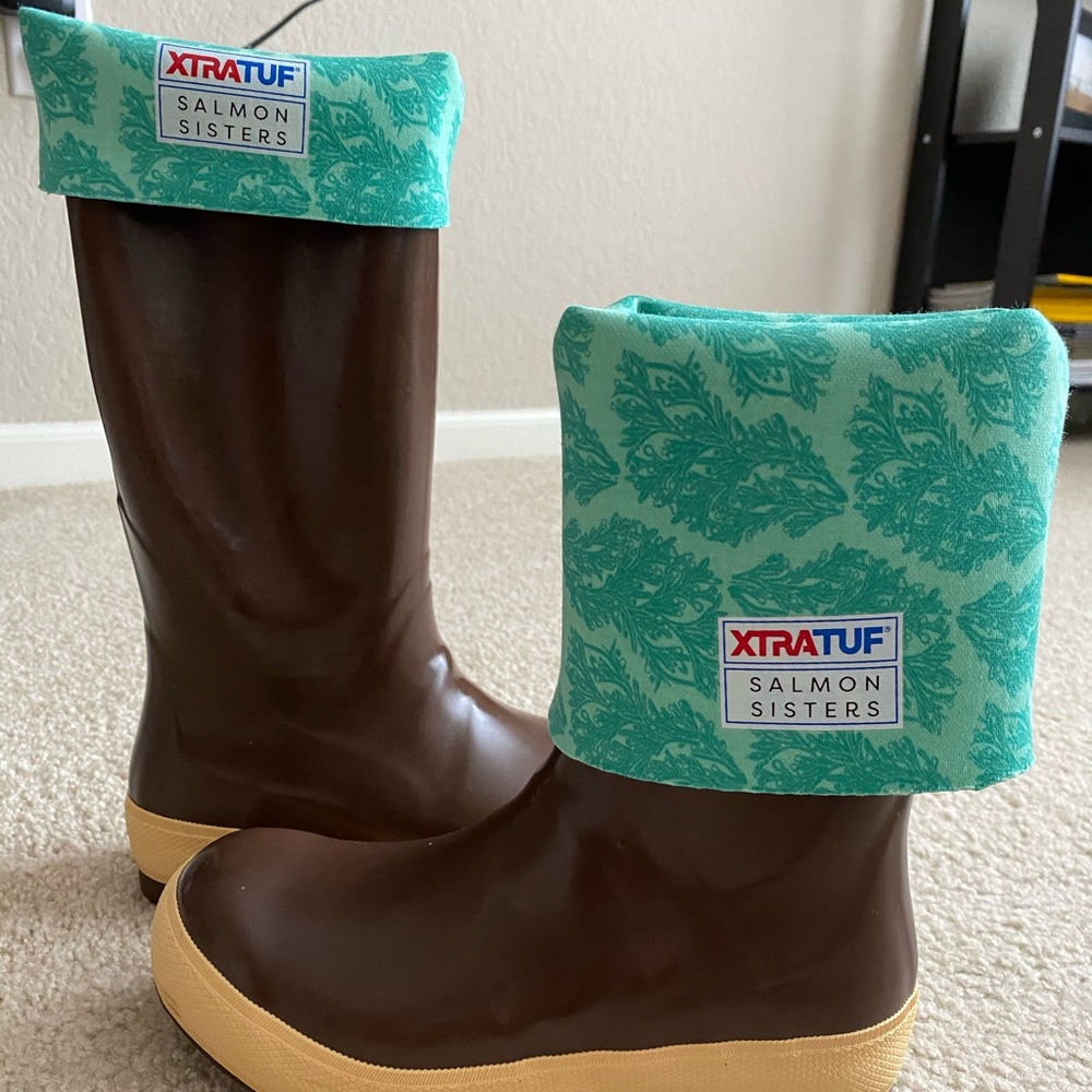 XTRATUF Salmon Sisters Kelp NEW size 6